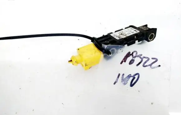 Audi A3 S3 8P Airbag deployment crash/impact sensor 4B0959643E 4B0959643