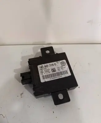 Volkswagen Touran I Alarm control unit/module 1K0907719C 1980094F014 2824256