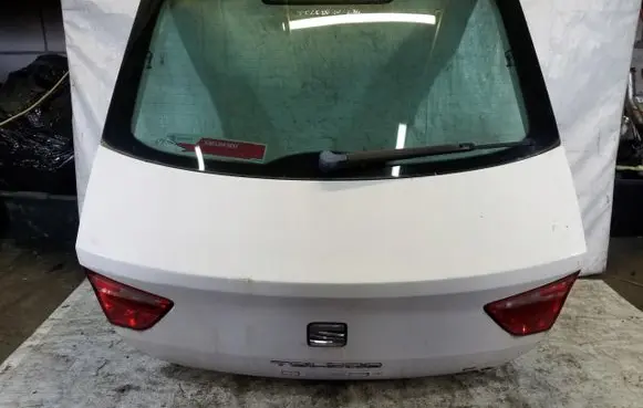 Seat Toledo IV (NH) Tailgate/trunk/boot lid