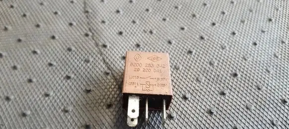 Opel Movano B Other relay 8200263342 29200041