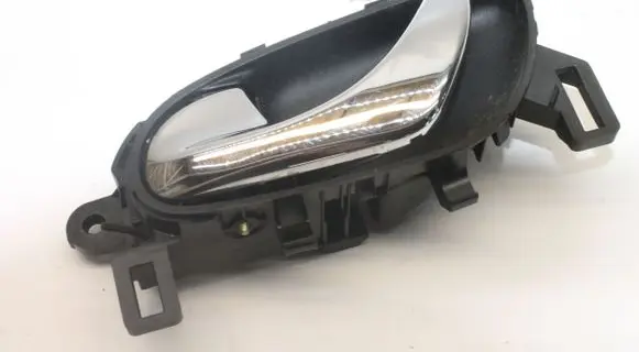 Nissan Pulsar Front door interior handle 806714EA
