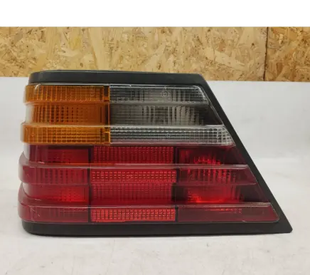Mercedes-Benz E W124 Rear/tail lights 1248201364 A1248201364 1248201564
