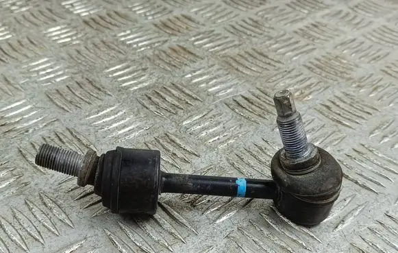 KIA Sorento IV Rear anti-roll bar/stabilizer link 