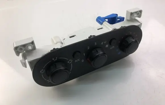 Renault Trafic III (X82) Climate control unit T1032613B