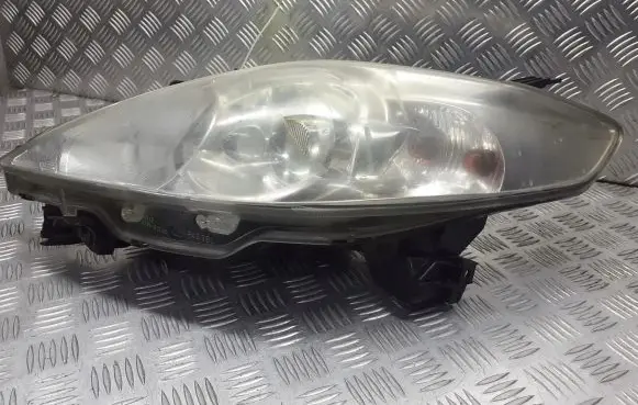 Mazda 5 Headlight/headlamp C2355104