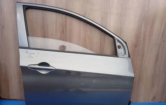KIA Picanto Rear door