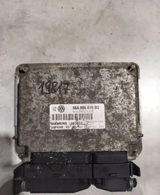 Volkswagen Golf SportWagen Engine control unit/module 06A906019BQ 5WP4448