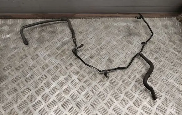 Audi Q3 F3 Engine coolant pipe/hose 06K121075BF 5QN122101AB