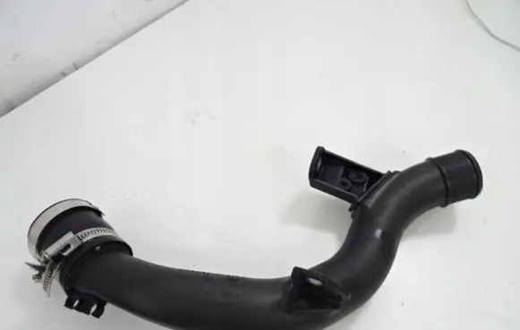 Ford Focus Intercooler hose/pipe F1F1-6F075-A