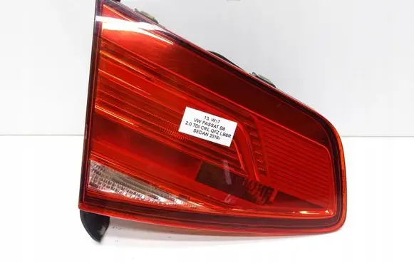 Volkswagen PASSAT B8 Tailgate rear/tail lights 17761361642