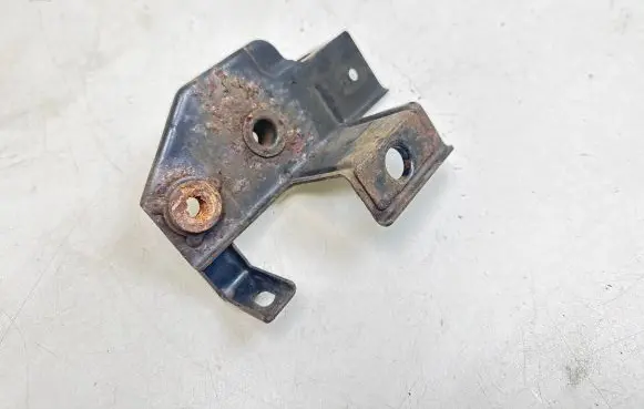 Radiator support slam panel bracket