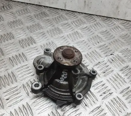 Mercedes-Benz E W211 Water pump 1K305563