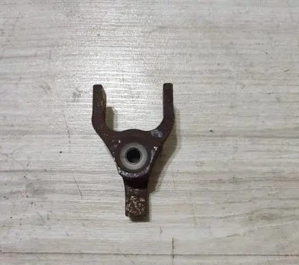 Jaguar F-Pace Fuel Injector clamp holder 