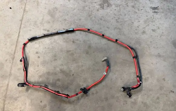 BMW X1 U11 Positive cable (battery) 5A45CD4 5A45CC9