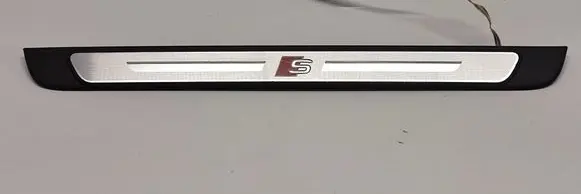 Audi A3 8Y Front sill (body part) 8Y0947417A