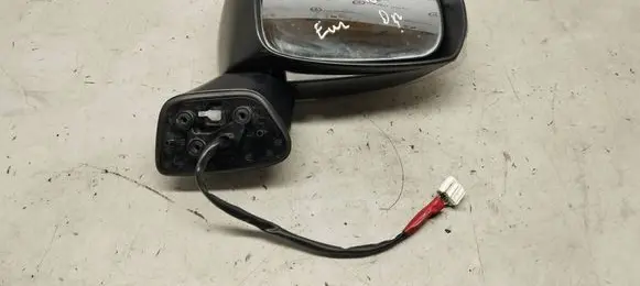 Toyota Verso-S Front door electric wing mirror E40234 3405