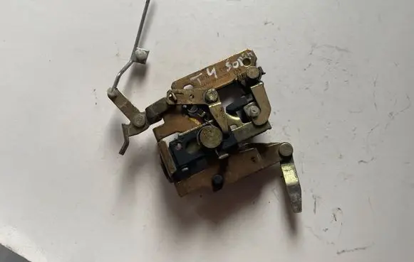 Volkswagen Transporter - Caravelle T4 Sliding door lock 721843654