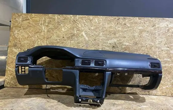 Volvo S80 Dashboard 9491708 39961750 SG81252