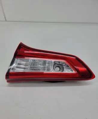 Toyota Yaris Tailgate rear/tail lights