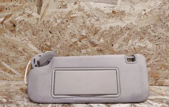 Chevrolet Malibu Sun visor