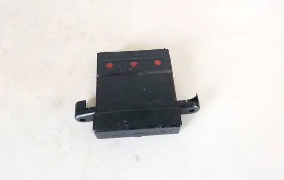 BMW 5 F10 F11 Coolant fan relay 915341802 6114915341802