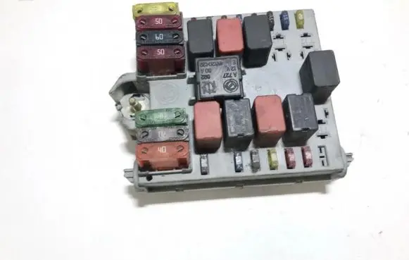 Fiat Punto (188) Fuse box set 46763650