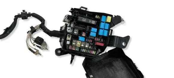 Toyota Yaris Cross Fuse box set 826620D760 45460 82741K0040