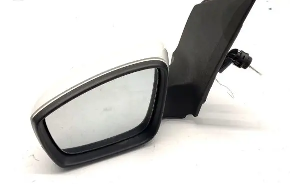 Front door electric wing mirror