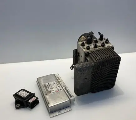 Mercedes-Benz E W211 ABS Pump A0054319612 0265250119 0054319612