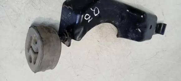Audi Q3 8U Muffler mount bracket/holder 5N0253461M