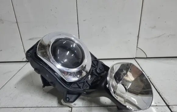 BMW 5 E60 E61 Headlight part 15873500
