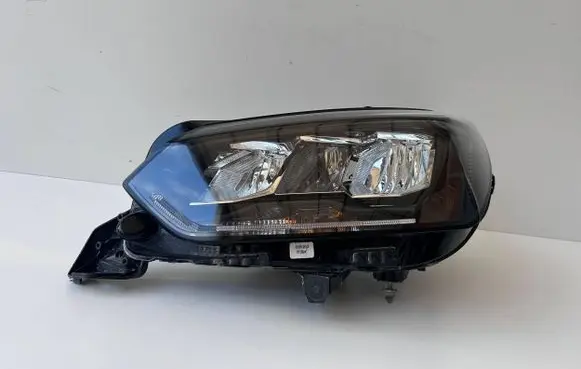 Peugeot 208 Headlight/headlamp 9833036380