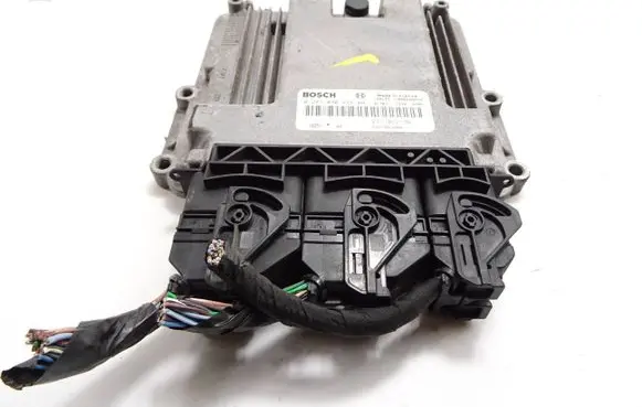Dacia Sandero II Engine control unit/module 237102213R 0281030439 237104128R