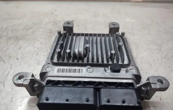 Mercedes-Benz CLS C218 X218 Engine control unit/module A6519007500