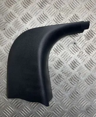 BMW 3 E90 E91 Foot area side trim 7067081 107057 11242010