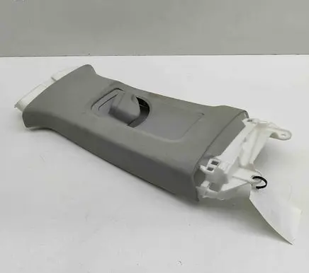 (B) pillar trim (bottom)