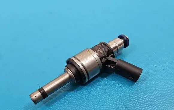 Audi Q7 4M Fuel injector 06C906036H IMPRK1567100