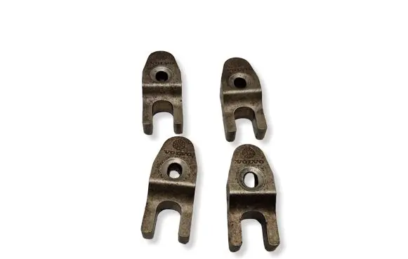 Volvo V70 Fuel Injector clamp holder 