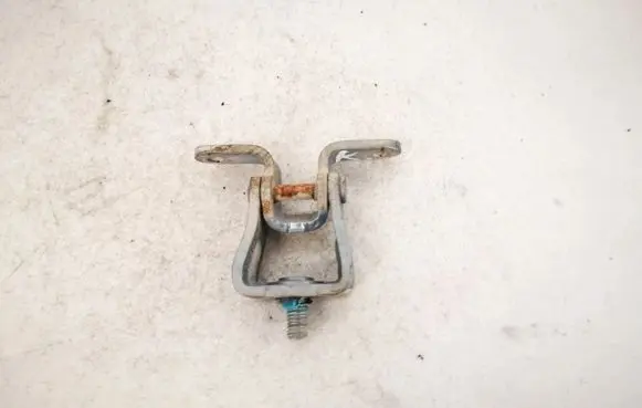 Skoda Octavia Mk2 (1Z) Tailgate/trunk/boot hinge 1z5827301