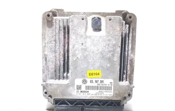 Volkswagen PASSAT CC Engine control unit/module