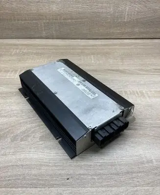Volkswagen PASSAT B6 Sound amplifier 3C0035456G
