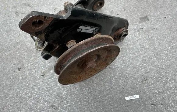 Nissan Patrol Y60 Power steering pump 4911022J00