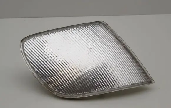 Volkswagen PASSAT B4 Front reflector 084411511RF 08-441-1511R-F