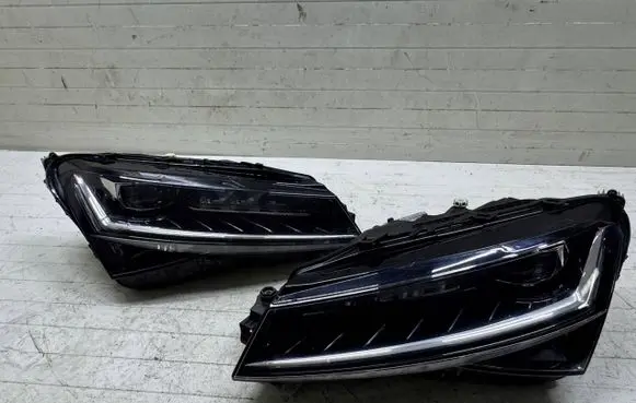 Skoda Superb B8 (3V) Headlight/headlamp 3V1941015E