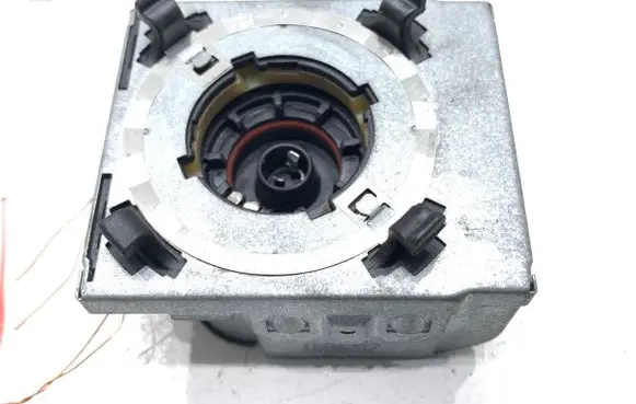 Audi A6 S6 C6 4F Voltage converter/converter module 5DD008319-50