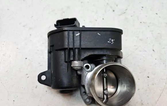 Peugeot 3008 II Throttle valve 9801942080