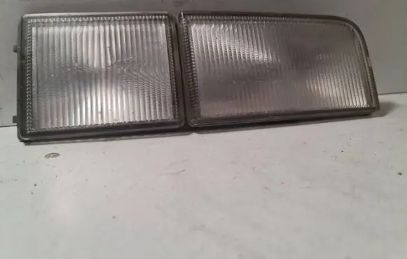 Volkswagen PASSAT B3 Front reflector 3A0941777 858051
