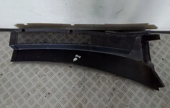 Citroen DS7 Crossback Wiper trim