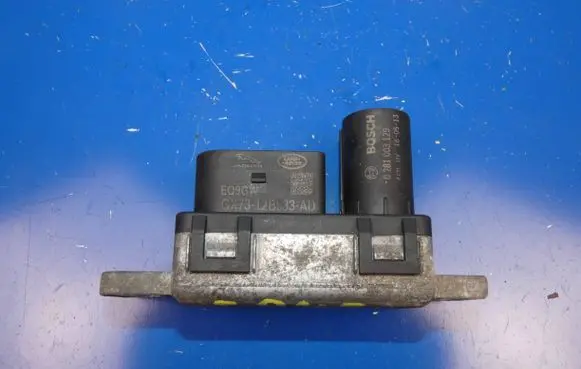 Jaguar F-Pace Glow plug pre-heat relay GX7312B533AD