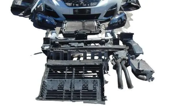 Peugeot 3008 II Front piece kit 